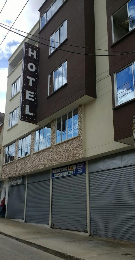 Hotel Marialu Ocana Exterior photo